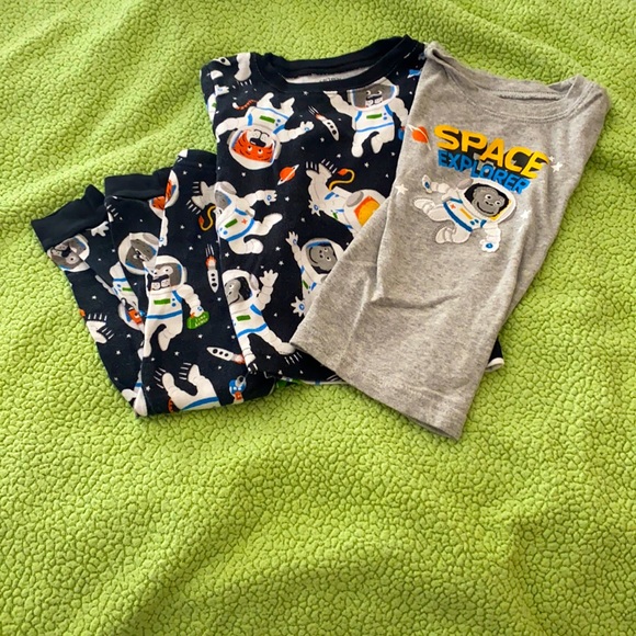 3 Piece Space Pajamas - Picture 1 of 10